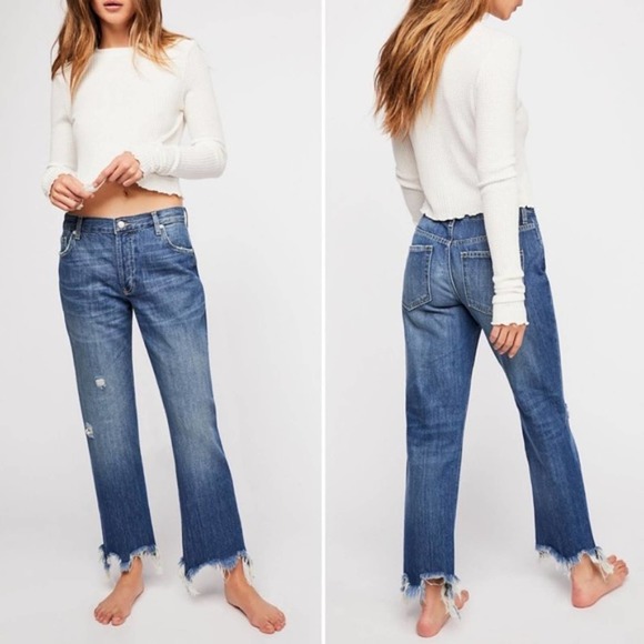 Free People Denim - FREE PEOPLE Maggie Straight Crop Jeans Chewed Hem Distressed {A39}